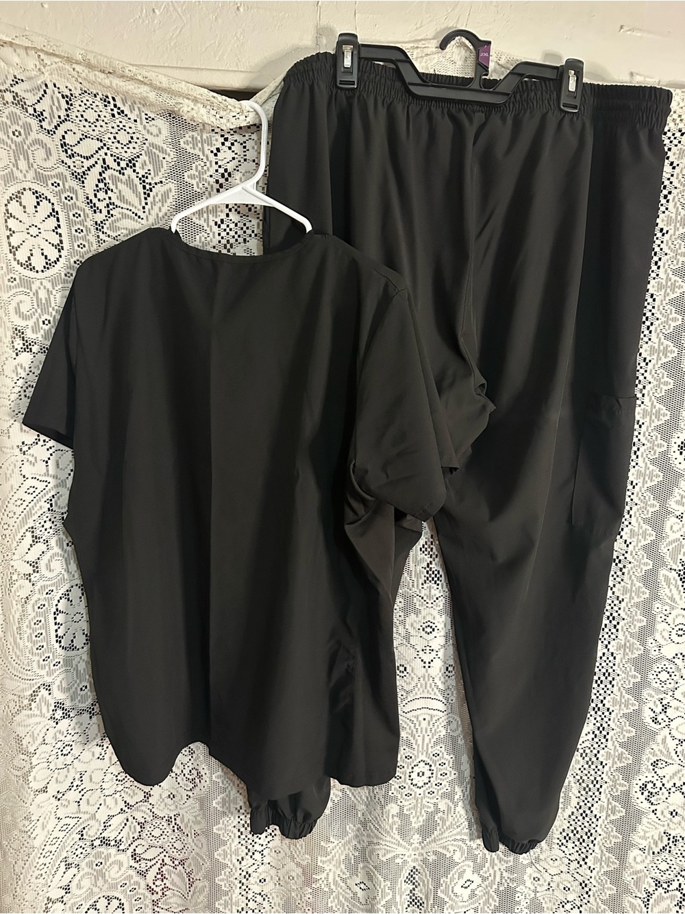 Black Two-Piece Scrub Set - Top & Elastic-Waist Jogger Pants